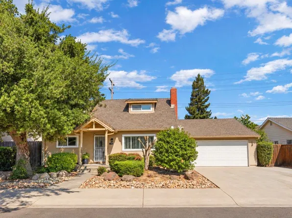 1913 Lake St, Lodi, CA 95242