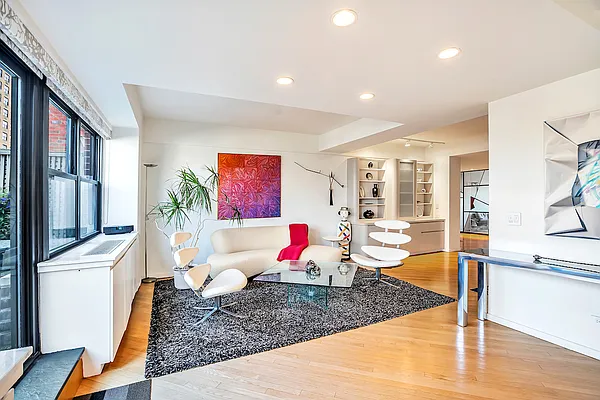 Sold by Corcoran | media 3