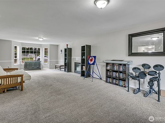 5th image of 20717 127th Street E