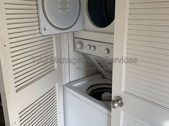5th image of 3652 Teller St