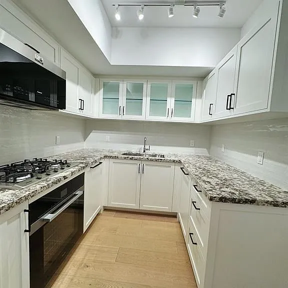 505 Glencairn Ave #221 — Photo 11