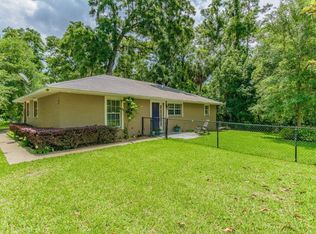 104 Plumosus Park Dr, Deland, FL 32724