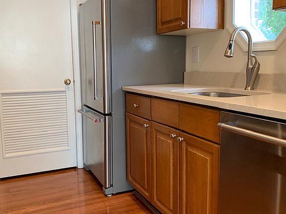 5th image of 2586H S Arlington Mill Dr #8