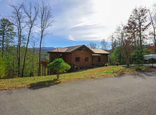 2419 Possum Cove Way, Sevierville, TN 37862