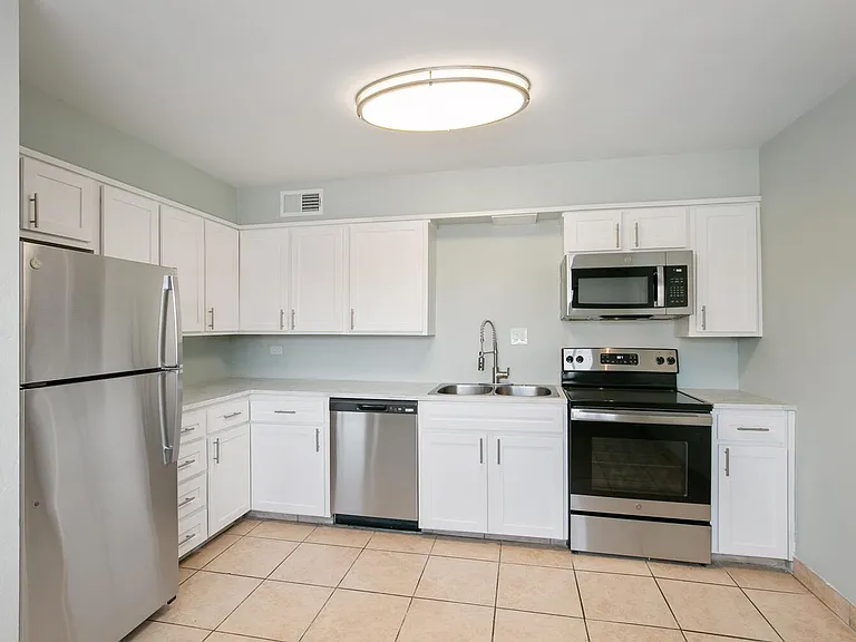 La Ronja Apartments — Photo 5