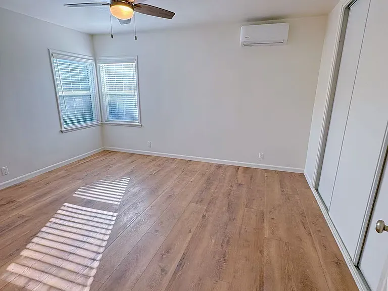 1869 Alameda St — Photo 5