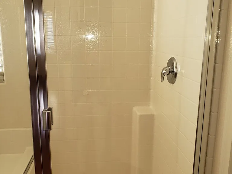 8904 Nautilus Vista Ct — Photo 34