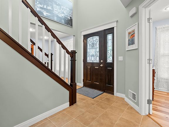 4th image of 7551 Montego Bay St