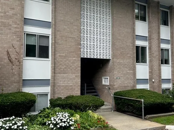 63 Niles Hill Road #A3, New London, CT 06320