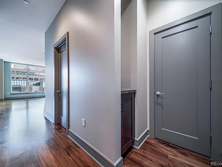 100 Detroit St #403 — Photo 7