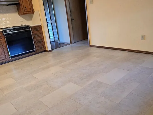 210 Carl Dr APT B4, Hot Springs, AR 71913