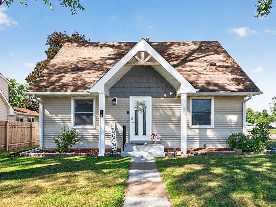 1st image of 401 108th Ln NW