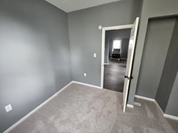 2958 E 71st St, Cleveland, OH 44104