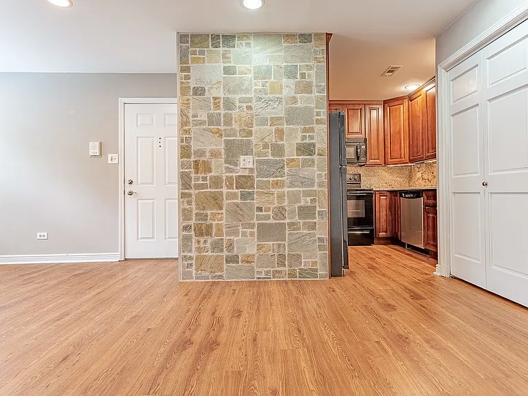 1303 Wyndham Dr #D-107 — Photo 17