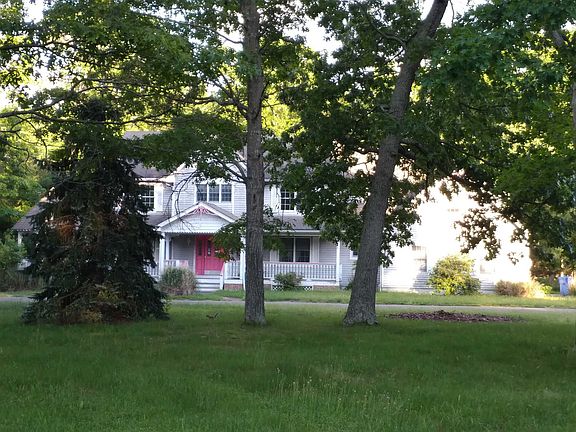4th image of 42 N Sunset Dr