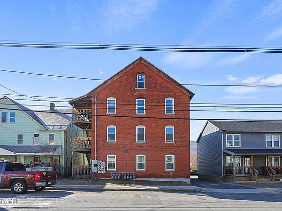 2nd image of 16-18 N Summer St