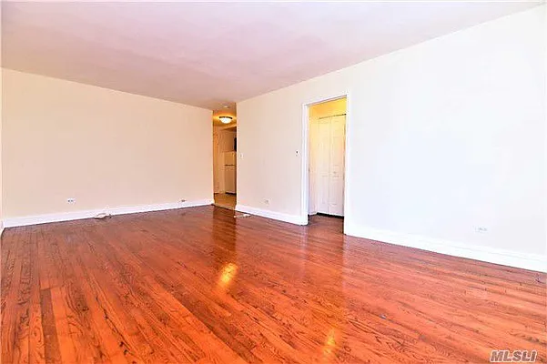 Rented by Douglas Elliman | media 24