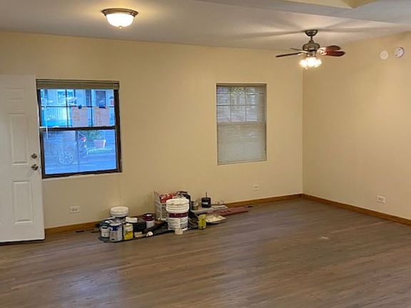 3rd image of 2148-50 W Cullom Ave Building 2150-1W