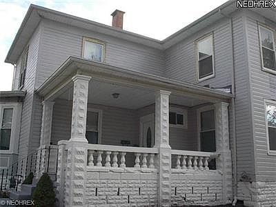 2nd image of 883 Franklin Ave