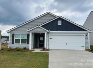 3221 Maple Ridge Dr, Gastonia, NC 28052