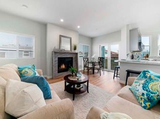 309 34th St #B, Newport Beach, CA 92663