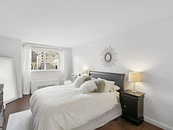 5th image of 200 E 94th St APT 706