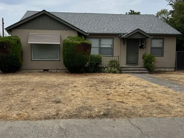 914 W 4th St, Medford, OR 97501