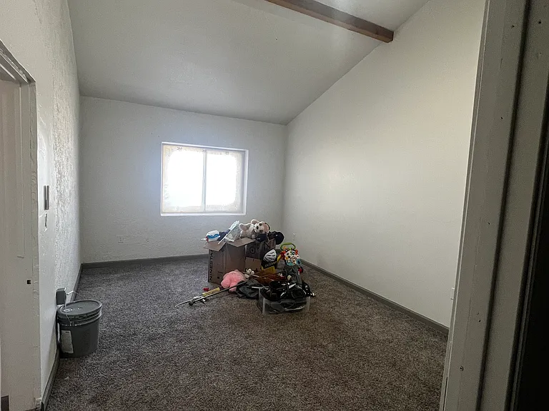 1030 Joy Ln — Photo 16