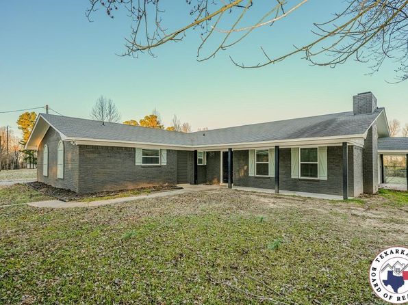 484 Us Highway 259 N, De Kalb, TX 75559