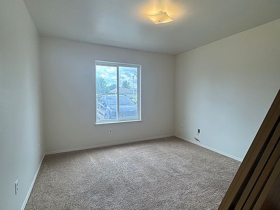 5th image of 1002 E 19th Ave #B