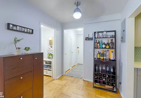 3rd image of 310 Lexington Ave APT 2B