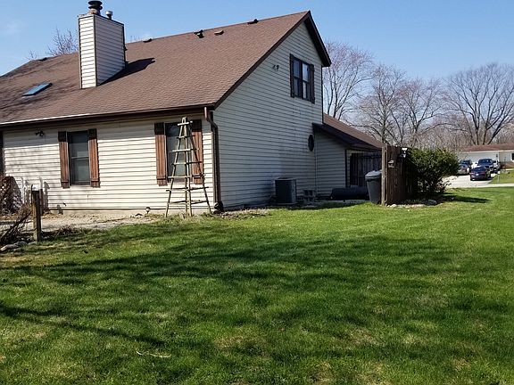 5th image of 8256 N 51st St