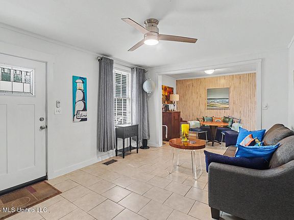 4th image of 178 Keesler Cir
