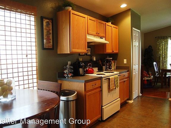 5th image of 2512 Hickory Oak Blvd