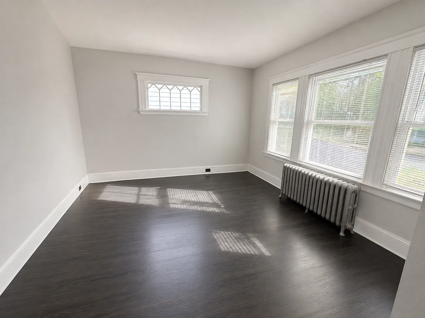 3 bed, 1000 sqft, $3,500 — Photo 4