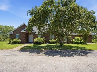 120 County Road 317 Cir #V, George West, TX 78022