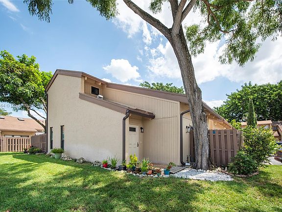 3rd image of 2280 SW 81st Ave #2280