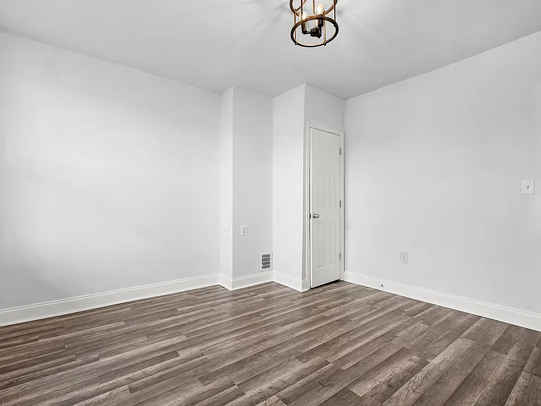 627 N Lakewood Ave — Photo 19