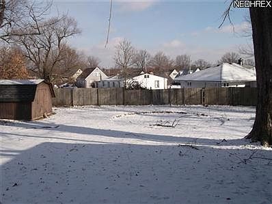 2nd image of 35 N Yorkshire Blvd