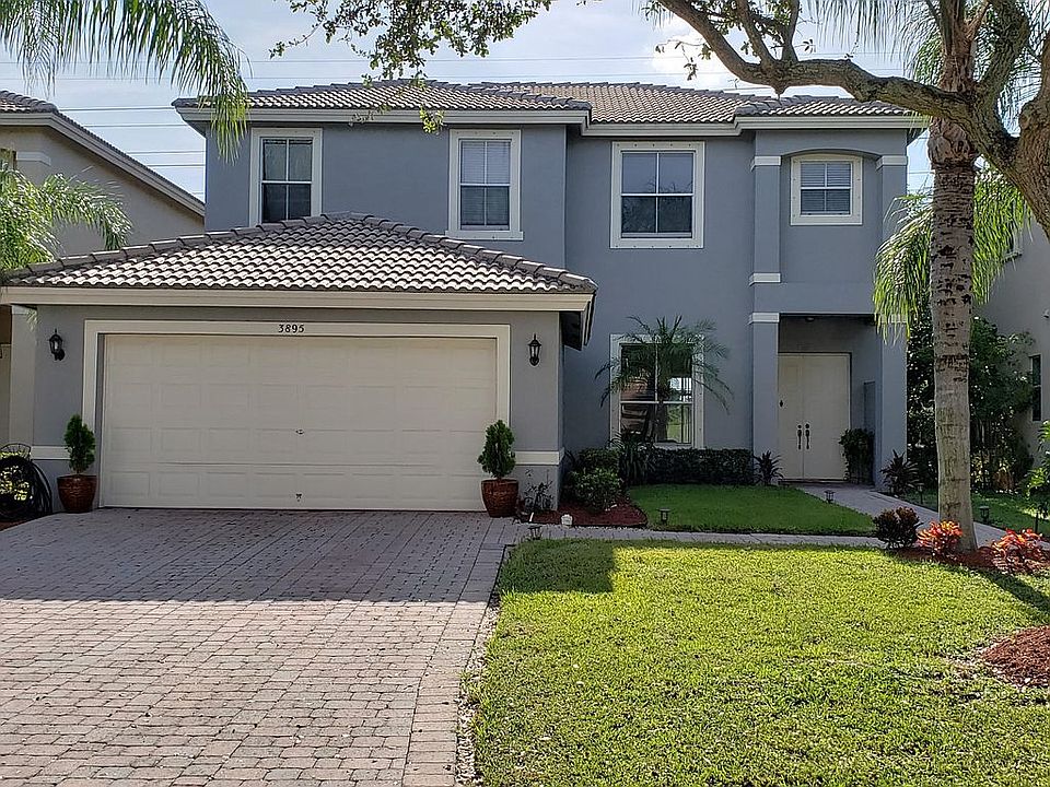 1st image of 3895 Torres Cir