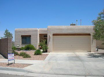 http://www.propertyboss.net/CustomerImages/AMMRE_1205/media/Properties/9606%20Toucan-(PO)/zsmall_960
