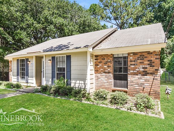 2nd image of 2952 Willow Lane Dr