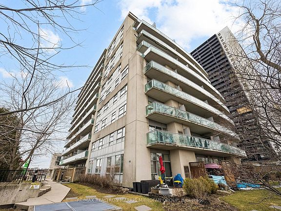 4th image of 2464 Weston Rd #616