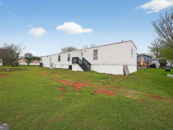 100 Lake Haven Dr, Hampton, GA 30228