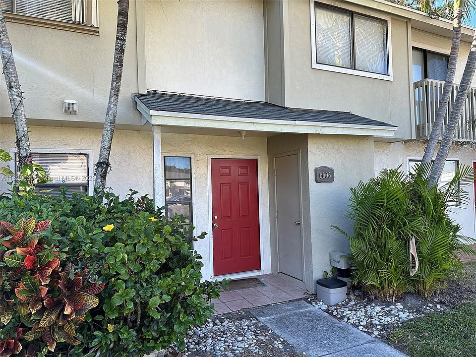 1st image of 6606 Dockside Cir #6606