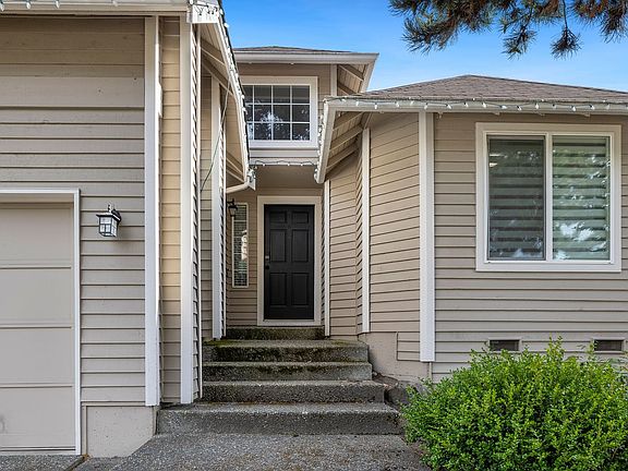 3rd image of 12231 NE 133rd Pl