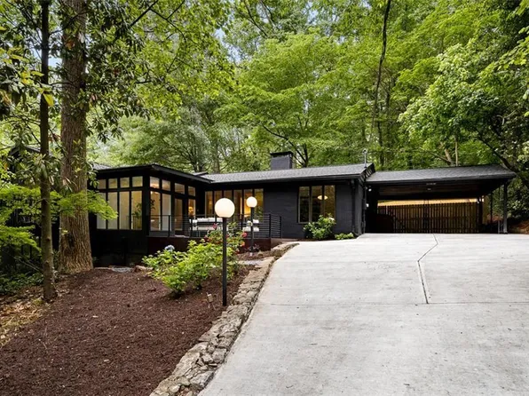 922 Barton Woods Rd NE, Atlanta, GA 30307