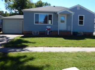 1707 Bateman St, Hastings, NE 68901