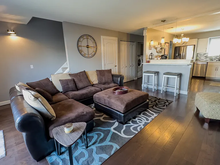 6104 Red Oak Dr #3 — Photo 15