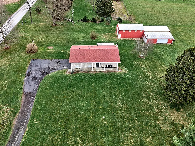 543 W Krepps Rd — Photo 46